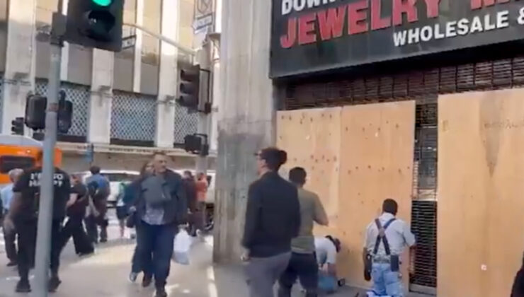 Los Angeles’ta esnaf yağmalara karşı önlem almaya çalışıyor