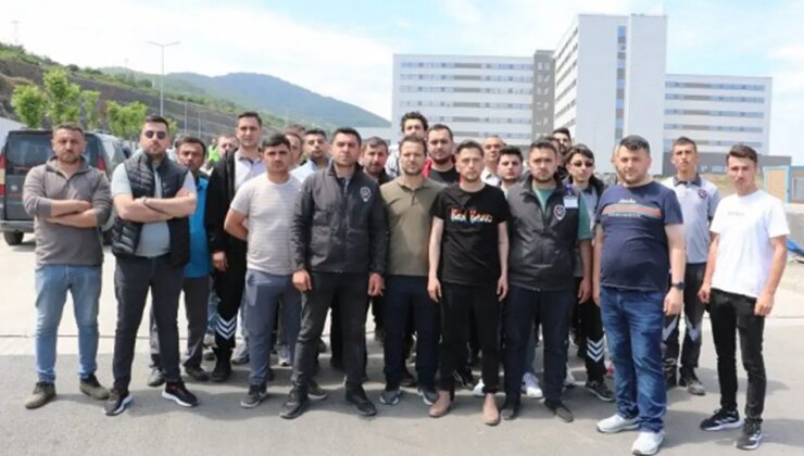 Maaş alamazken işlerinden de oldular