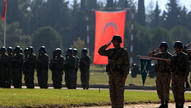 Meclis’ten geçti: TSK’de rütbe bekleme süreleri Cumhurbaşkanı kararıyla değiştirilebilecek