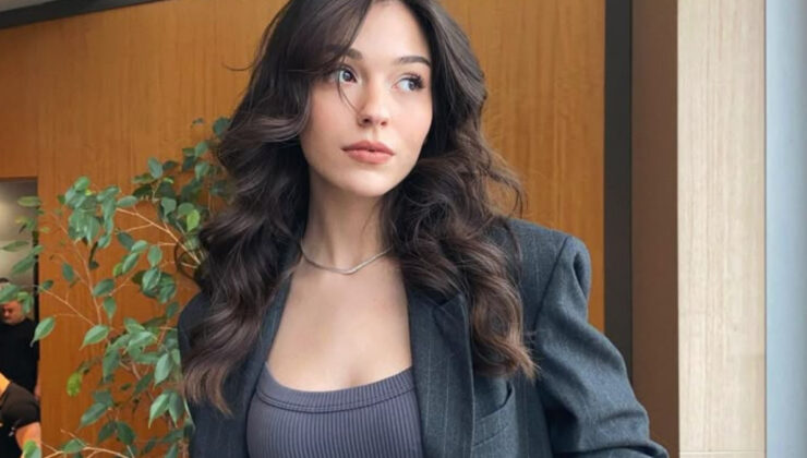 Meltem Akçöl’ün iddialı pozlarına yorum yağdı! “Ateş ediyorsun”