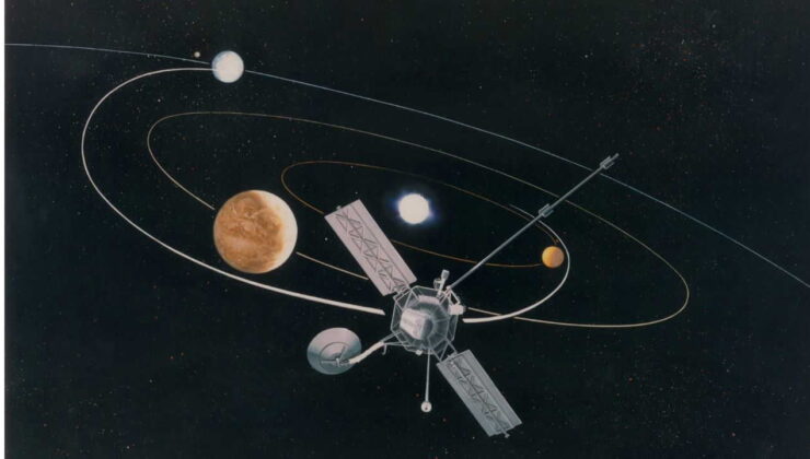 Merkür’ün yüzeyi kağıt gibi buruşuyor