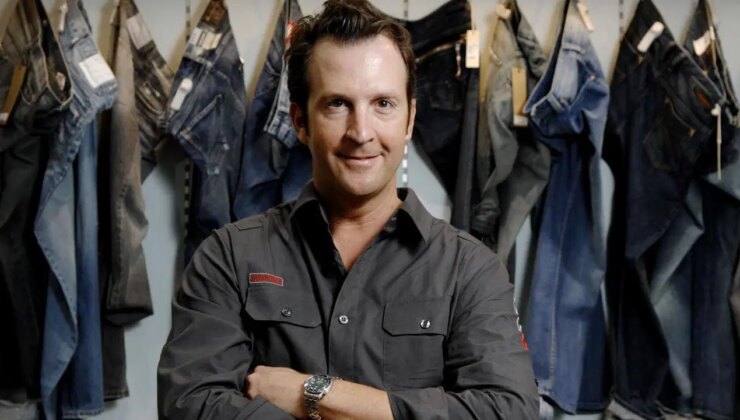 Moda patronu villasında bıçaklanarak öldürüldü