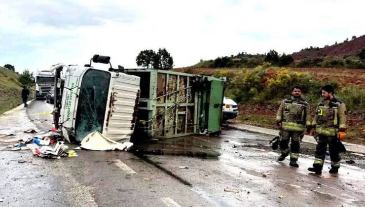Nallıhan’da ‘çöp kamyonu’ devrildi: Ölü ve yaralı var…