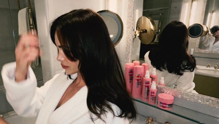 Oyuncu Hafsanur Sancaktutan’dan bornozlu fotoğraflar geldi! Pozlara beğeni yağdı