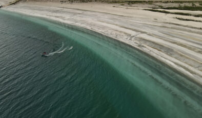 Salda Gölü’nde bayram yoğunluğu: Doğa, bilim ve güvenlik iç içe