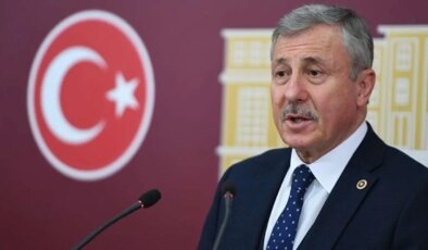 Selçuk Özdağ’dan bayram ziyaretinde ‘anayasa’ açıklaması: Geçmişte evet oyu verdiğim için pişmanım ve milletimden özür diliyorum