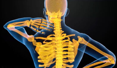 Skolyoz tedavisinde en önemli adım: Erken tanı