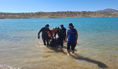 Soğuması için bıraktığı karpuzu alırken düştüğü barajda boğuldu
