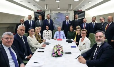 Son Dakika… Erdoğan’dan flaş açıklamalar… CHP’li belediyeleri hedef gösterdi, Kılıçdaroğlu’na sahip çıktı!