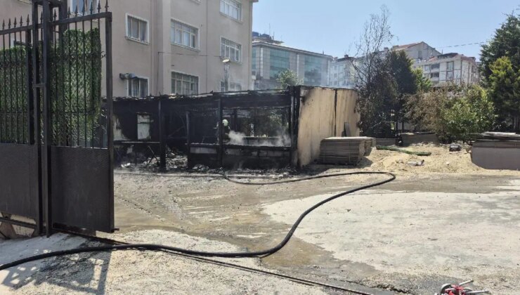 Son dakika… İstanbul’da öğrenci yurdunda yangın!