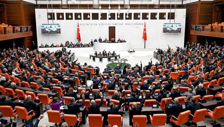 TBMM Genel Kurulu’nda Meclis Başkanlığı seçimi için oy kullanma işlemi başladı