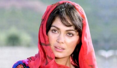 Türkan Şoray çok sevilmesinin sırrını açıkladı: ‘Sinema büyüsü bende var, bunu seyirci hissediyor’