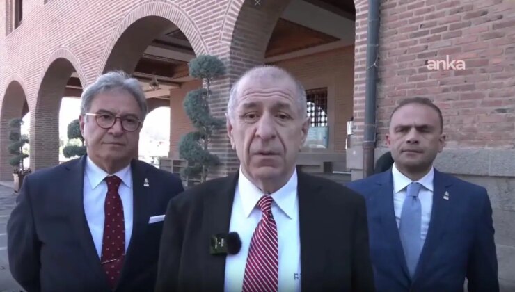 Ümit Özdağ, Hacı Bayram Veli Camisi’nde şükür namazı kıldı