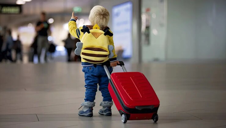 Valizinde uyuşturucu bulunan 6 yaşındaki çocuk gözaltına alındı