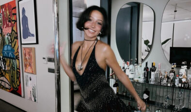 ‘Yaşayan en seksi Türk kadını’ seçilmişti! Zeynep Bastık Kayısı Güzeli de oldu