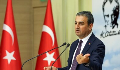 Yurttaş yoksulluktan kırılıyor: Saray’ın bir günlük masrafı 1.798 asgari ücret!