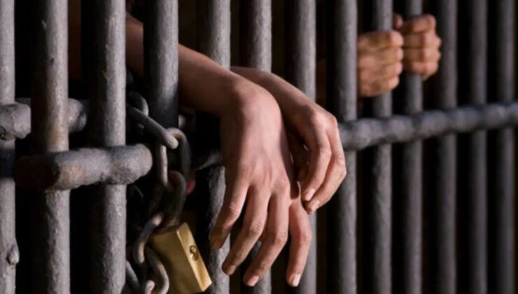 16 yaşındaki çocuk ‘Cumhurbaşkanına hakaret’ suçundan tutuklandı!