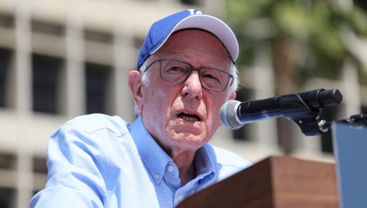 ABD’li Senatör Sanders: İsrail’e daha fazla askeri yardım yapmamalıyız