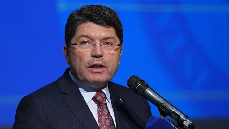 Adalet Bakanı Tunç operasyonlara sahip çıktı: ‘Kuvvetli suç şüphesine yargının kayıtsız kalması düşünülemez’