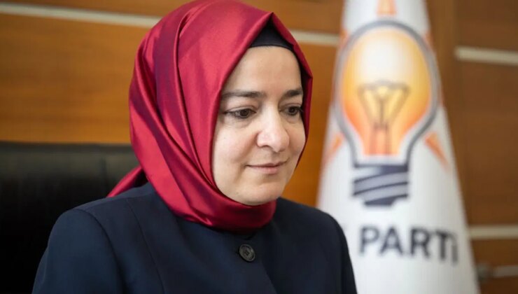 AKP döneminde İBB’den 85 bin dolar burs alarak New York’a giden Fatma Betül Sayan Kaya: ‘Yolsuzluk ve rüşvet CHP’nin öz adıdır’