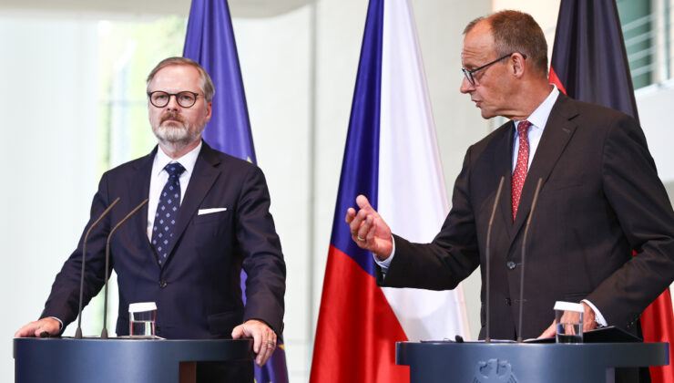 Almanya Başbakanı Merz, Gazze’de kalıcı ateşkes çağrısına katılmamasını savundu