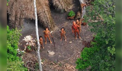 Amazon ormanlarında misyonerlik: Halk, ses cihazlarıyla korkutuluyor