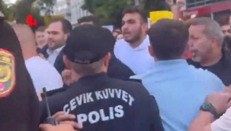 Ankara’da CHP’li gençlere polis müdahalesi!
