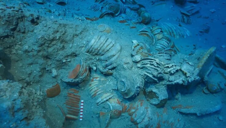 Antalya açıklarında 2 bin yıllık batıktan eşsiz tarihi eserler çıktı