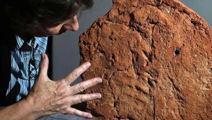 Antik mezarda 4 bin yıllık el izi keşfedildi