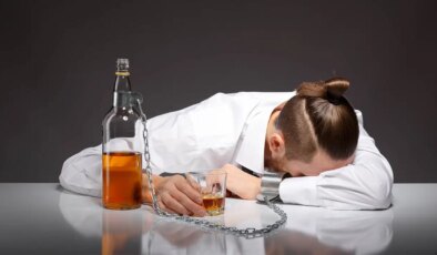 Araştırma: İş stresi çalışanların alkol tüketimini artırıyor