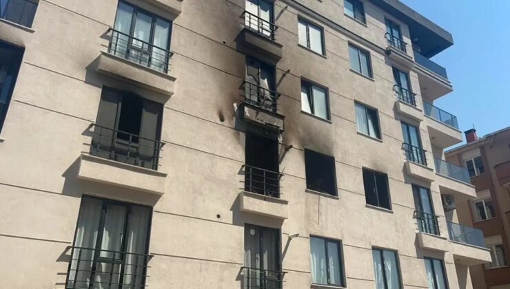 Avcılar’da yangın: 2 kişi pencereden atladı, 1 ‘i ağır 3 yaralı