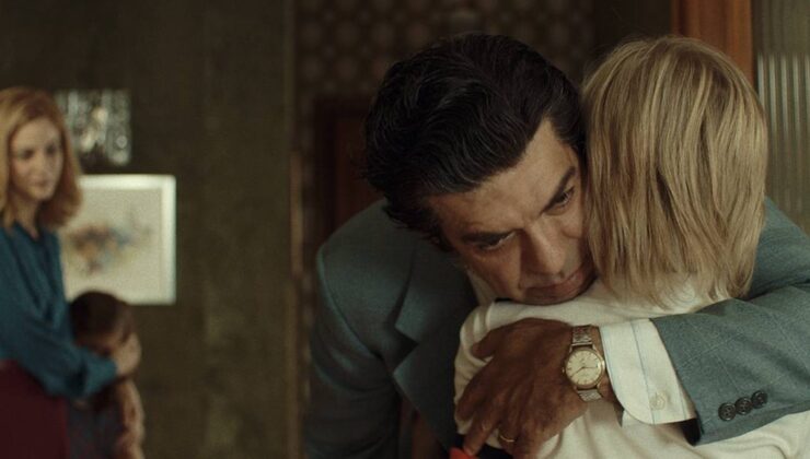 Babamız (Padrenostro) filminin konusu ne? Babamız filminin oyuncuları kim?