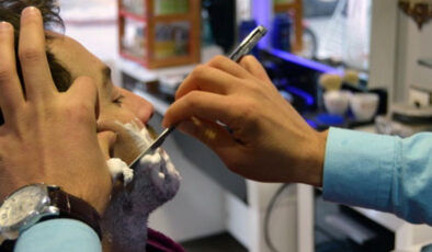 Berberler zam yaptı: Saç, sakal, ense tıraşı…İşte yeni fiyatlar!