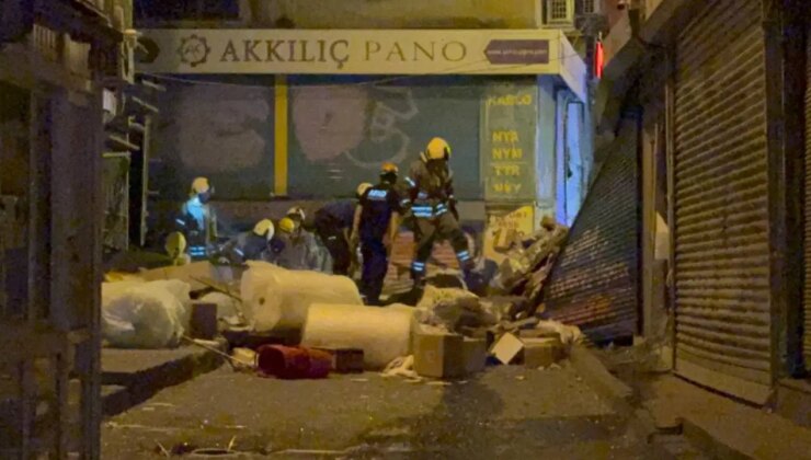 Beyoğlu’nda bir binada patlama sonucu çökme meydana geldi