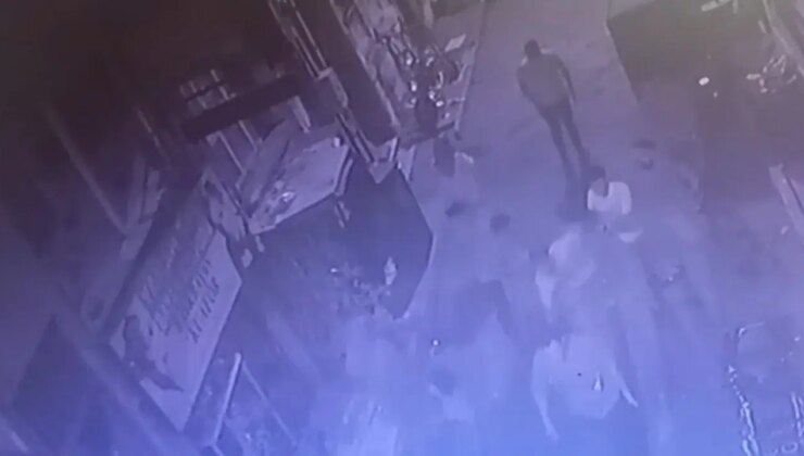 Beyoğlu’nda dehşet! Seyyar satıcı yer kavgasında dövülerek öldürüldü