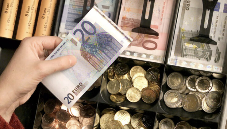 Bulgaristan euroya geçiyor: Son engel kaldı