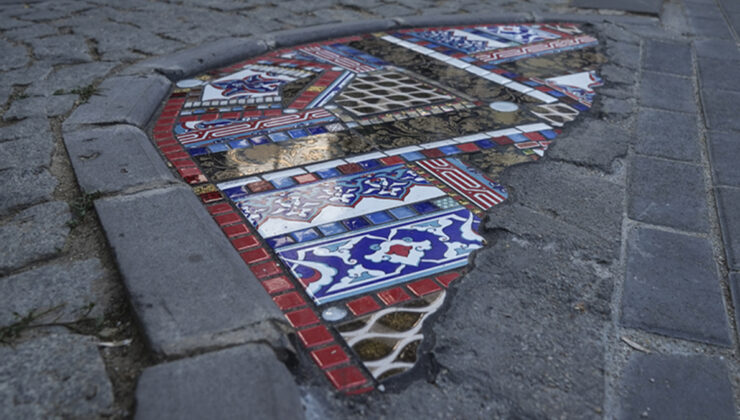 Çatlakları iyileştiren sanatçı Ememem: Kaldırımlara şiir dokuyan anonim bir el