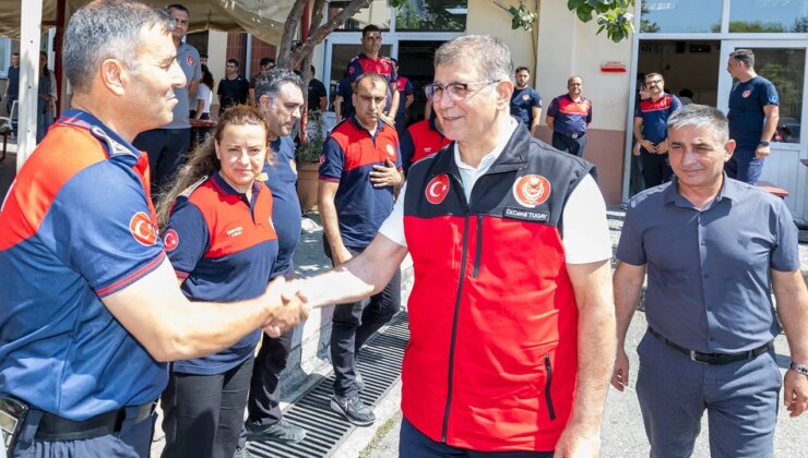 Cemil Tugay’dan, orman yangınlarında mücadele veren personele teşekkür ziyareti: ‘Sizler bize emanetsiniz’