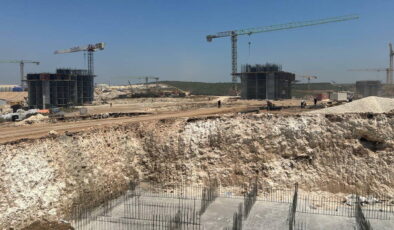 CHP’li Gökan Zeybek’ten Sazlıdere’deki betonlaşmaya sert tepki: ‘Talanda bir doyma noktanız yok mu?’