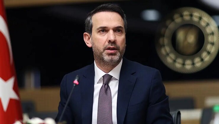 CHP’li İnan Akgün Alp’ten, Bakan Bayraktar’a ‘İzmir yangını’ sorusu: ‘Sorumluluğu bulunan şirketlere bir yaptırım uygulandı mı?’