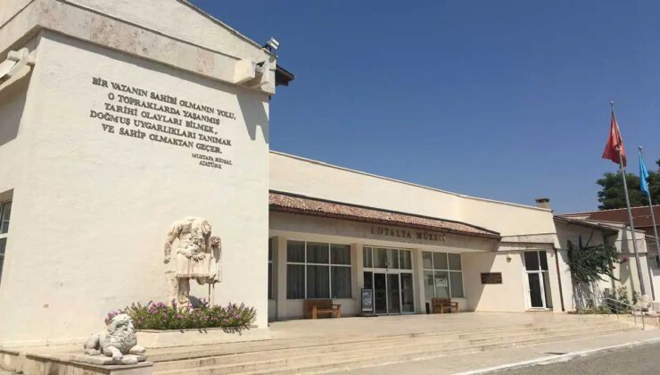 CHP’li Öztunç, Antalya Arkeoloji Müzesi’nin yıkılmasını Meclis’e taşıdı!