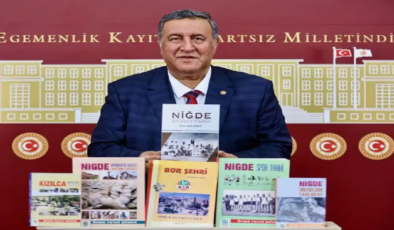 CHP’li vekil ilinin kitabını çıkardı: Gürer’den ‘Niğde Siyaset Tarihi’ kitabı