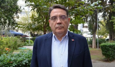 CHP’li Yankı Bağcıoğlu’nun teğmenlerin ihracını protesto çağrısı nedeniyle yargılanmasına başlandı