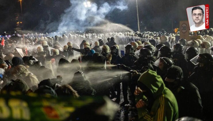 CHP’nin 100. gün mitinginde gözaltına alınan genç Cumhuriyet’e konuştu: ‘Bir suç işlemedik’