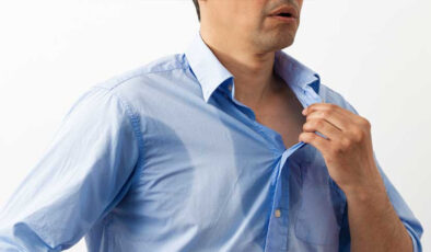 Çok terlemek neyin habercisi? Kimler daha çok terler?