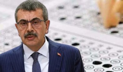 Cumhuriyet gündeme getirmişti… Gazeteciler ‘LGS’yi sordu, Bakan Yusuf Tekin, ‘CHP’ dedi!
