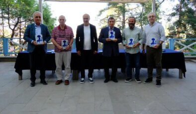 Cumhuriyet ve Mizah Akşehir’de Buluştu