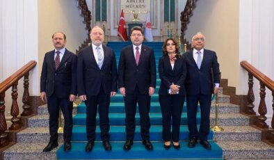 DEM heyeti, Adalet Bakanı Tunç’la görüşecek