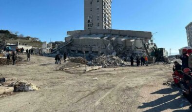 Depremde yıkılan Bad-ı Saba Konutları davası… AKP’li müteahhit Şahin Avşaroğlu’nun tahliye talebi reddedildi