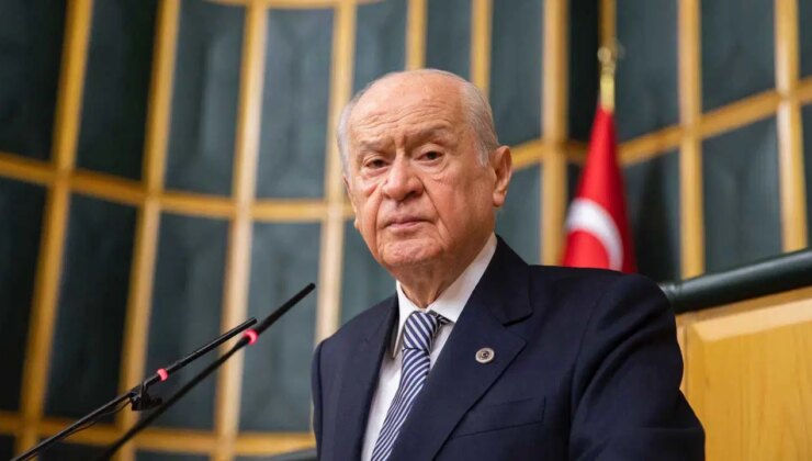 Devlet Bahçeli’nin ‘100 kişiden oluşsun dediği ‘anayasa komisyonu önerisine AKP’den ret